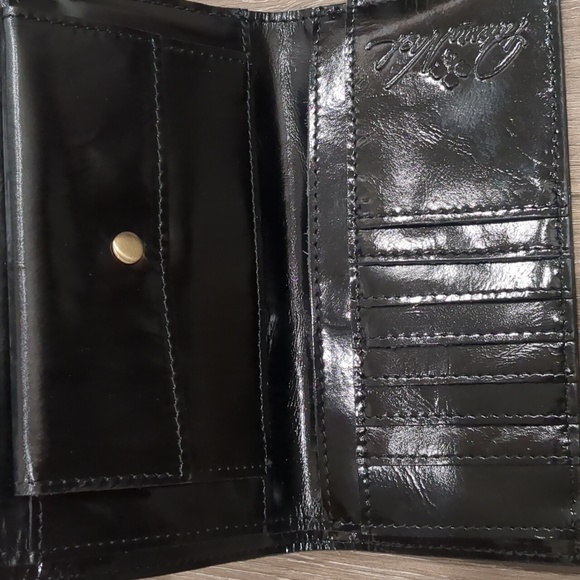 Patricia Nash Leather Wallet - Picture 9 of 10